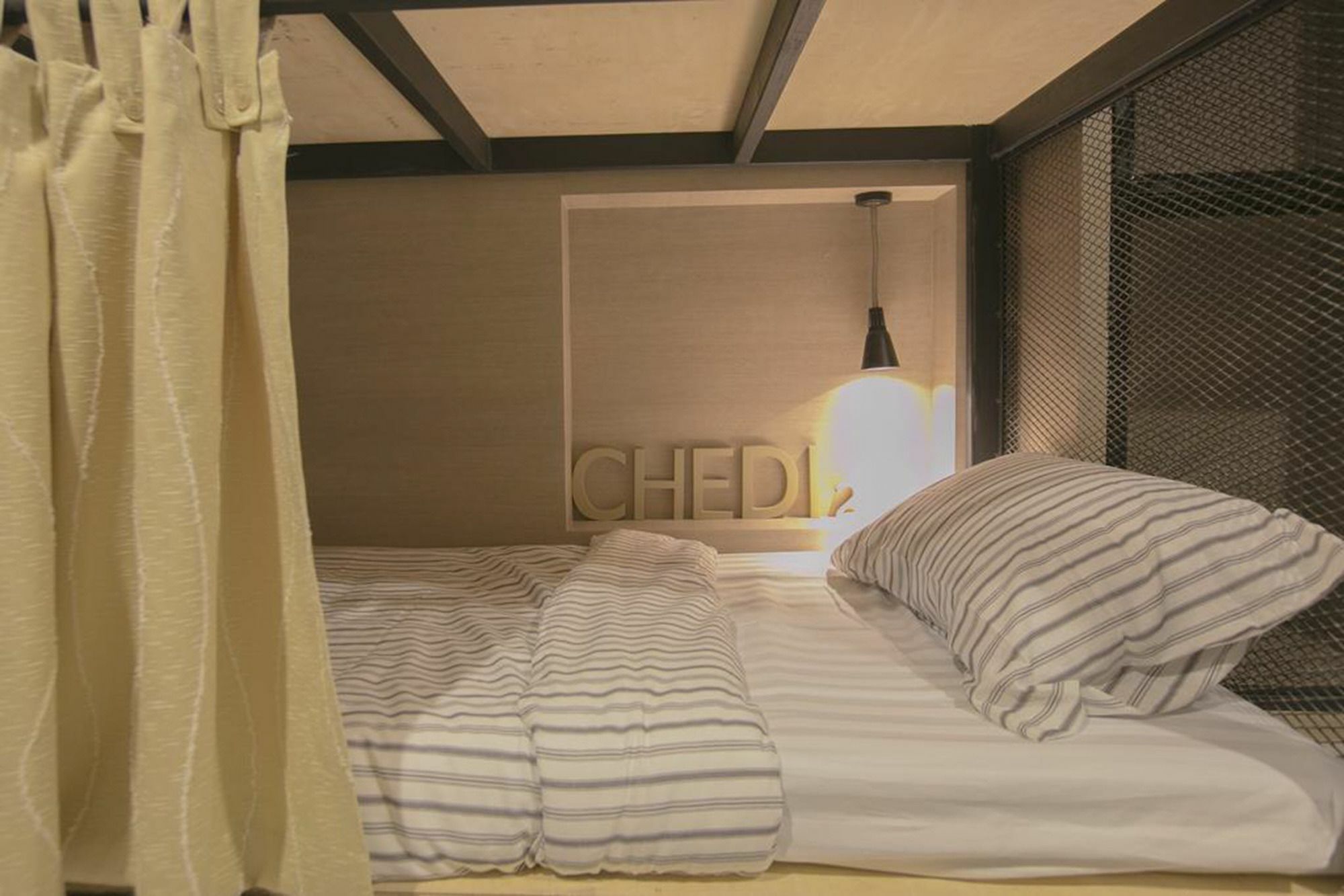 Chedi View Hostel Phetchaburi Exterior foto
